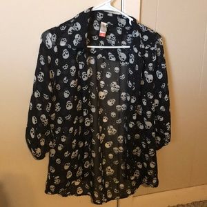Sheer skull 3/4 button up